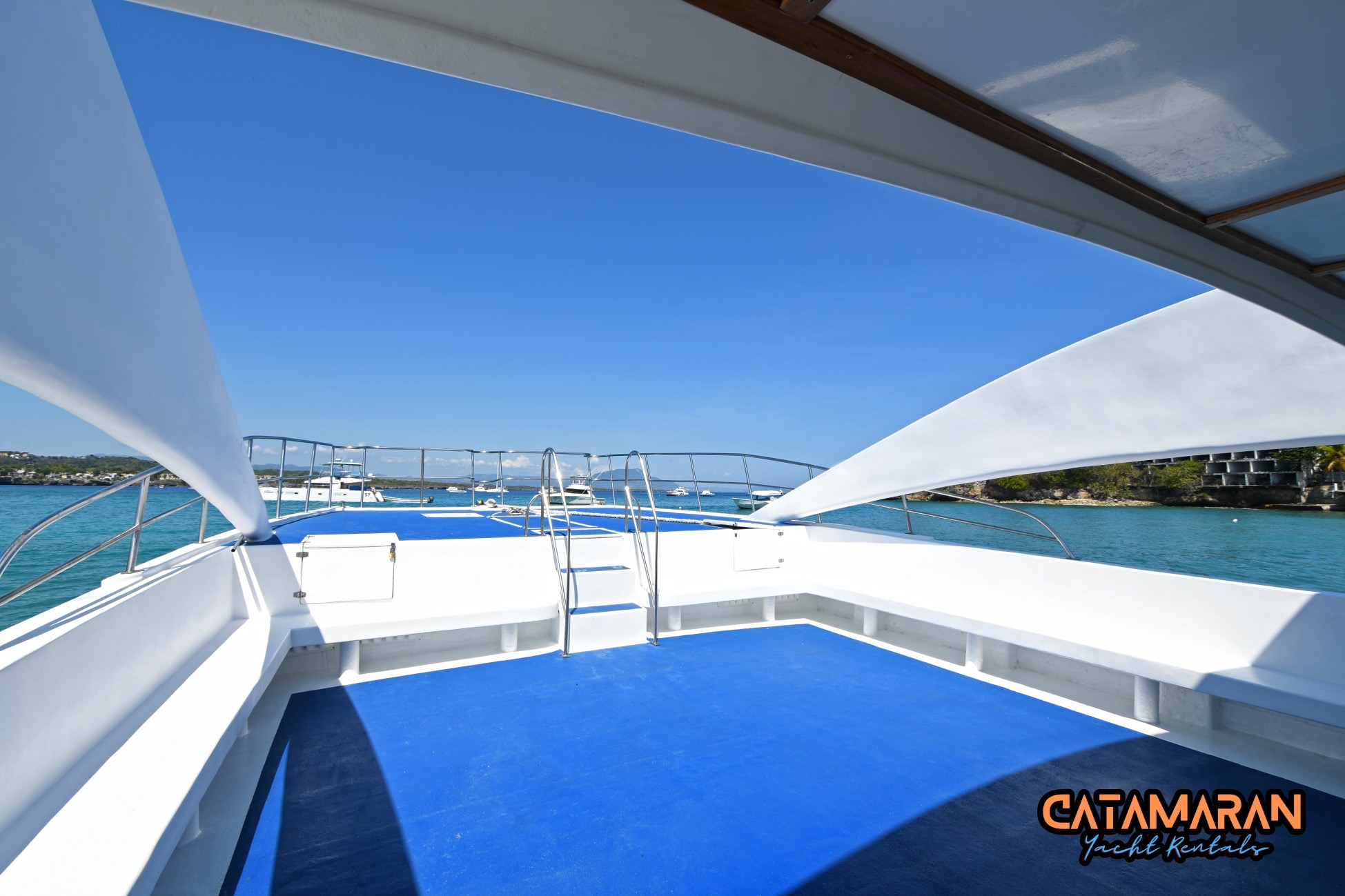A super wide main deck is fit for parties and even wheelchair users visiting Sosua.